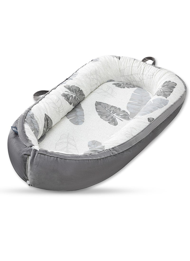 Little Story Soft Breathable Fiberfill Newborn Lounger Bed With Baby Nursing And Feeding Pillow - Leaves  - Image 4