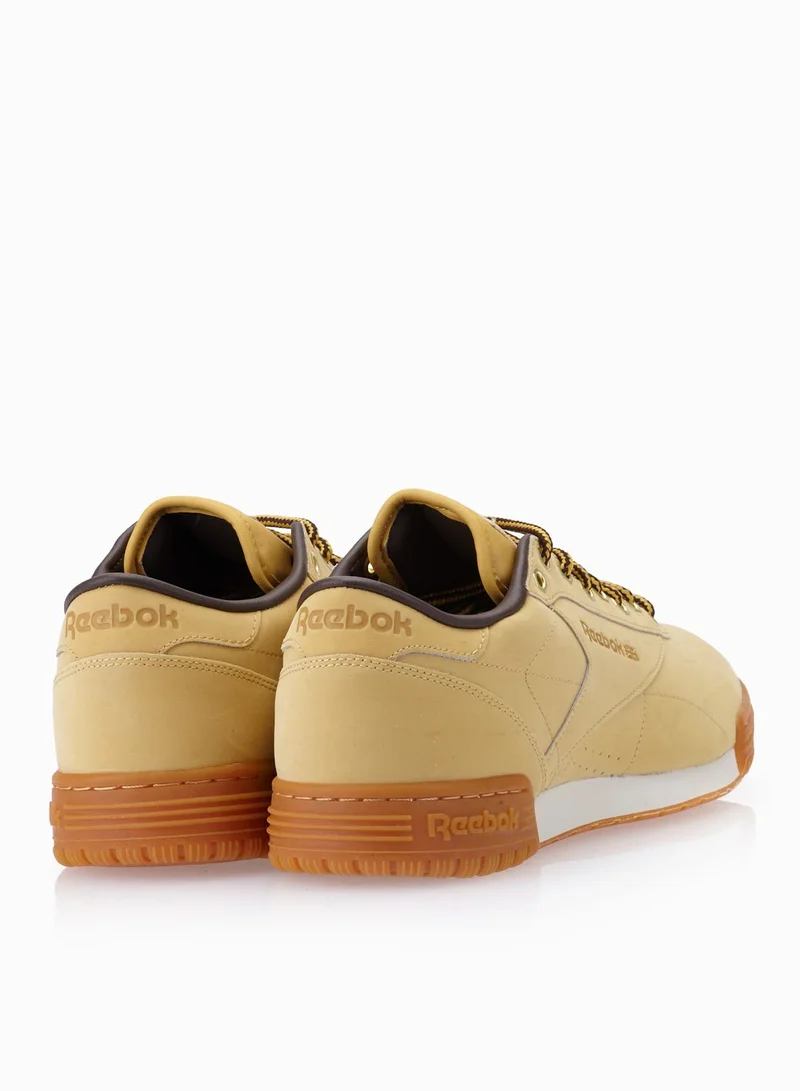 Reebok Exofit Clean Low WP