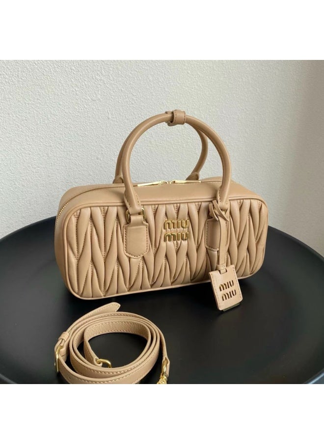 Miu Miu Pleated Cross-body Shoulder Bag Handbag 22*11*8cm  - Image 2