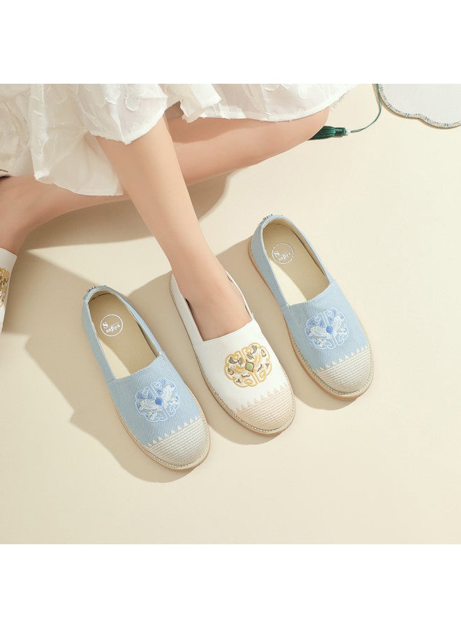 SAFIYA Saturday's Spring And Autumn Fashion New Chinese-style Fisherman Shoes For Women, Embroidered Slip-on Flats, Women's Commuter Shoes - Image 5