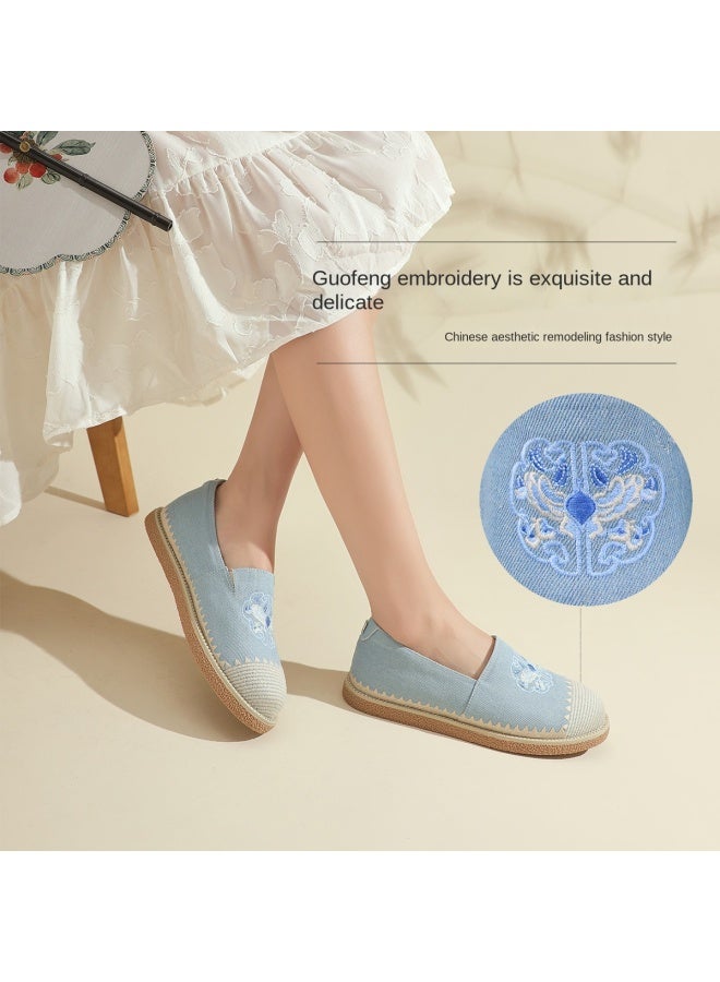 SAFIYA Saturday's Spring And Autumn Fashion New Chinese-style Fisherman Shoes For Women, Embroidered Slip-on Flats, Women's Commuter Shoes - Image 2