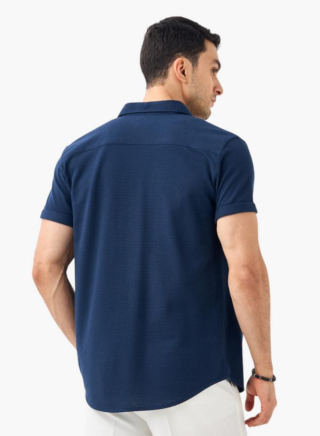 ايكونيك قميص بارز الملمس بأكمام قصيرة وأزرار إغلاق من آيكونيك - Image 3