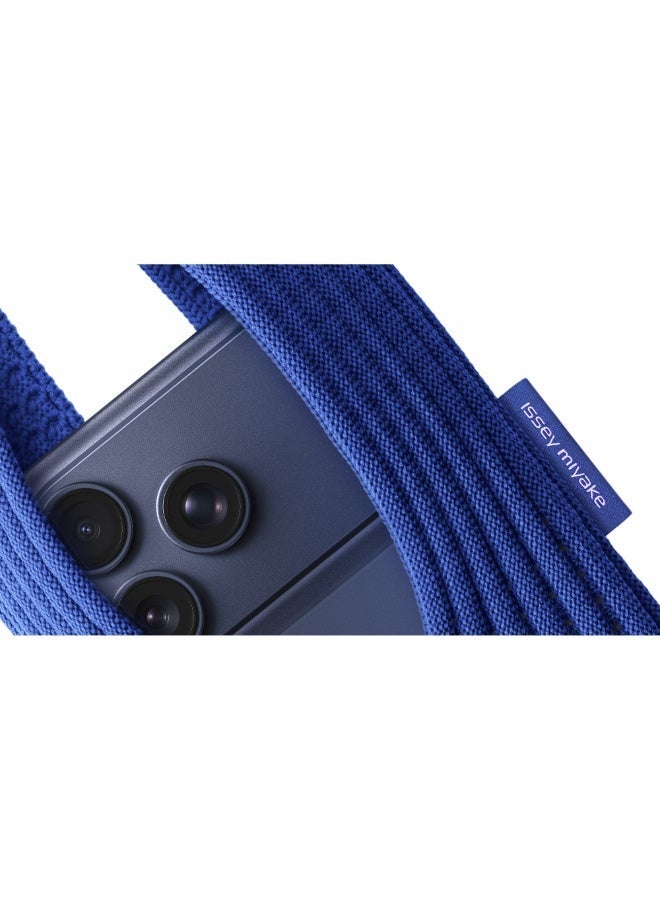 BlueFire Ultra-Flexible 3D-Knitted Pocket Case with Stretch Mesh Strap | Lightweight Smartphone Pouch for Daily Carry, Shock-Absorbing Protection & Hands-Free Convenience | Ribbed Textile Sleeve with Soft Fit, Compact Storage & Multi-Style Wearability for Travel, Work, Sports & Everyday Use | Minimalist Modern Pocket Bag with Short Strap for Handheld, Bag Attachment or On-Body Carry - Image 3