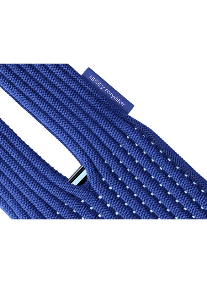 BlueFire Ultra-Flexible 3D-Knitted Pocket Case with Stretch Mesh Strap | Lightweight Smartphone Pouch for Daily Carry, Shock-Absorbing Protection & Hands-Free Convenience | Ribbed Textile Sleeve with Soft Fit, Compact Storage & Multi-Style Wearability for Travel, Work, Sports & Everyday Use | Minimalist Modern Pocket Bag with Short Strap for Handheld, Bag Attachment or On-Body Carry - Image 4