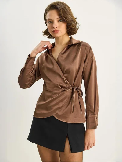 Bianco Lucci LUCCI Satin V-Neck Shirt with Tie Closure