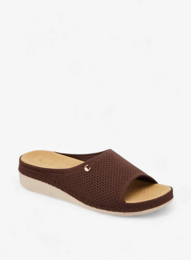 Le Confort Flyknit Textured Slip-On Comfort Sandals