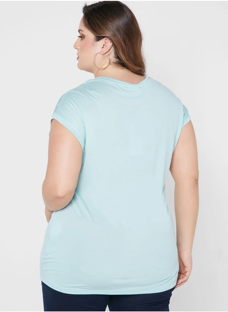 Only Carmakoma Knitted Round Neck Top