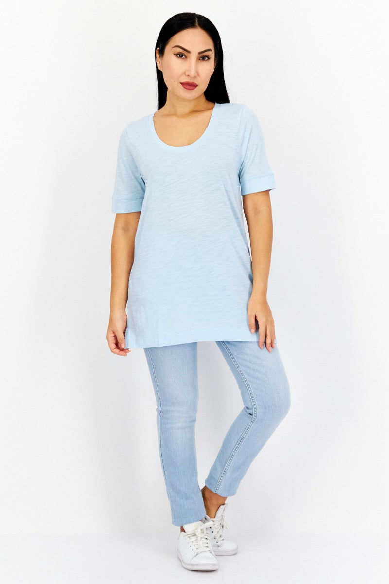 Eddie Bauer Women Scoop Neck Short Sleeve Plain T-Shirt, Blue  - Image 2