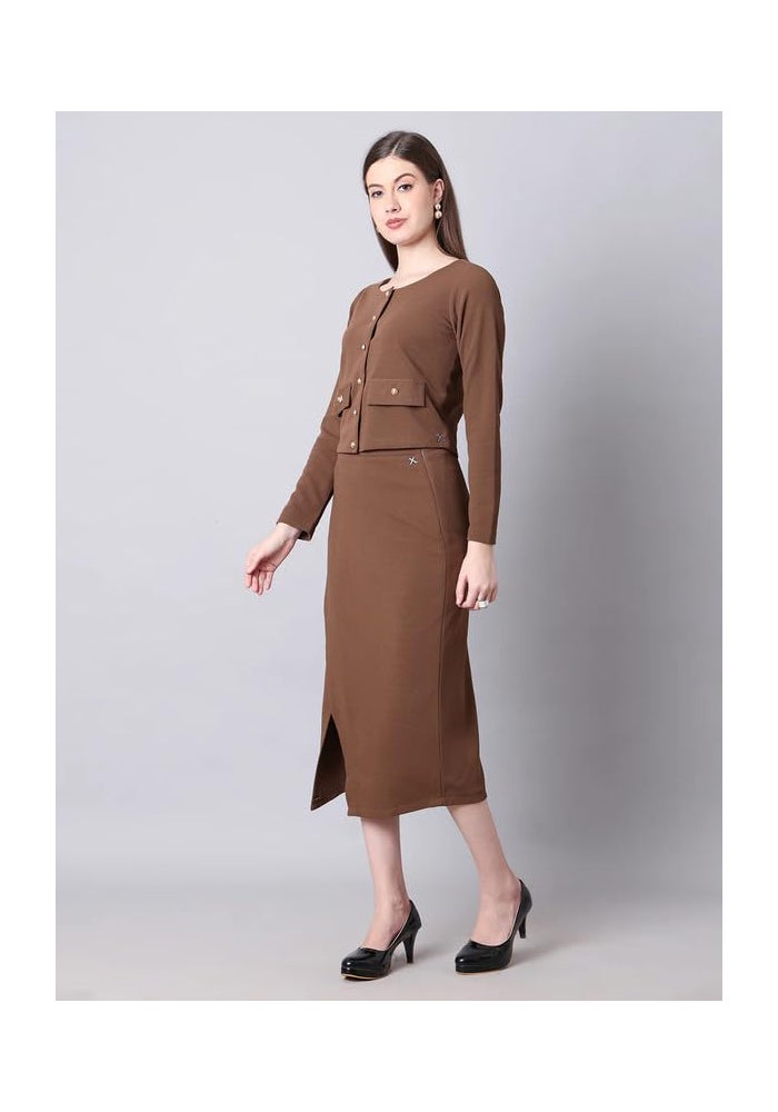 Exude طقم تنورة ميدي بني للنساء - Image 3