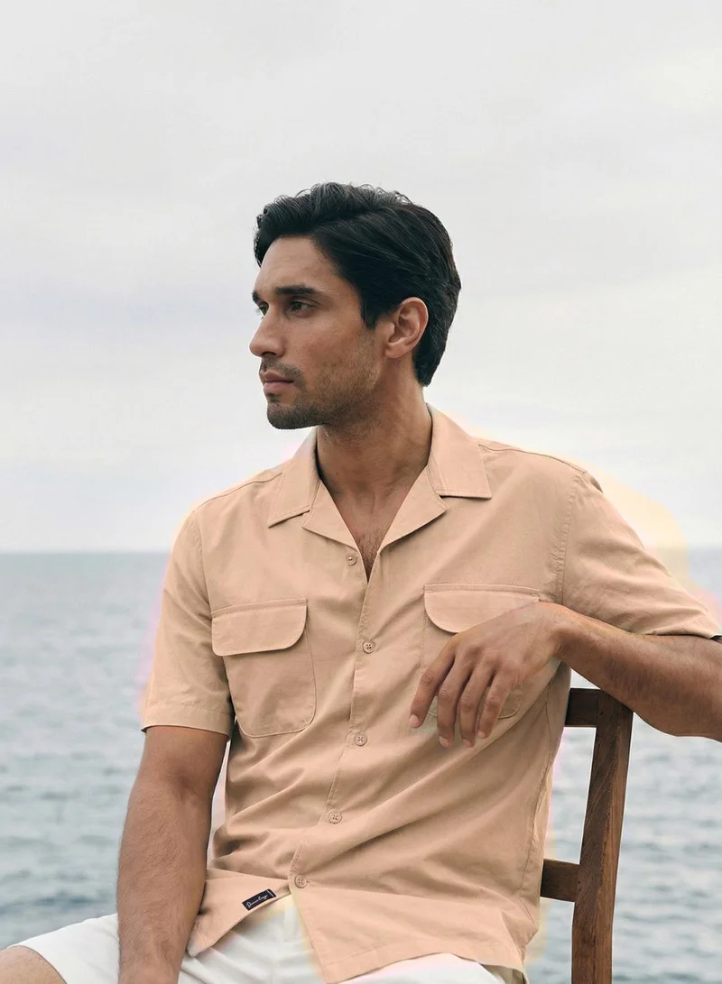 دينيس لينغو Men Oatmeal Cotton Solid Print Button Down Relaxed Shirt