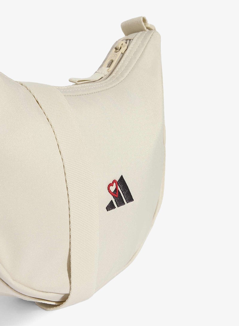 Adidas Graphic Pouch - Image 5