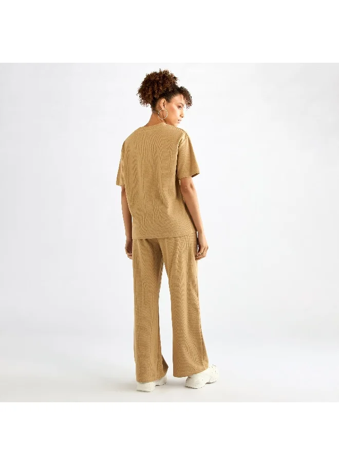 FAV Boxy Relaxed Fit And Relaxed Fit Pant