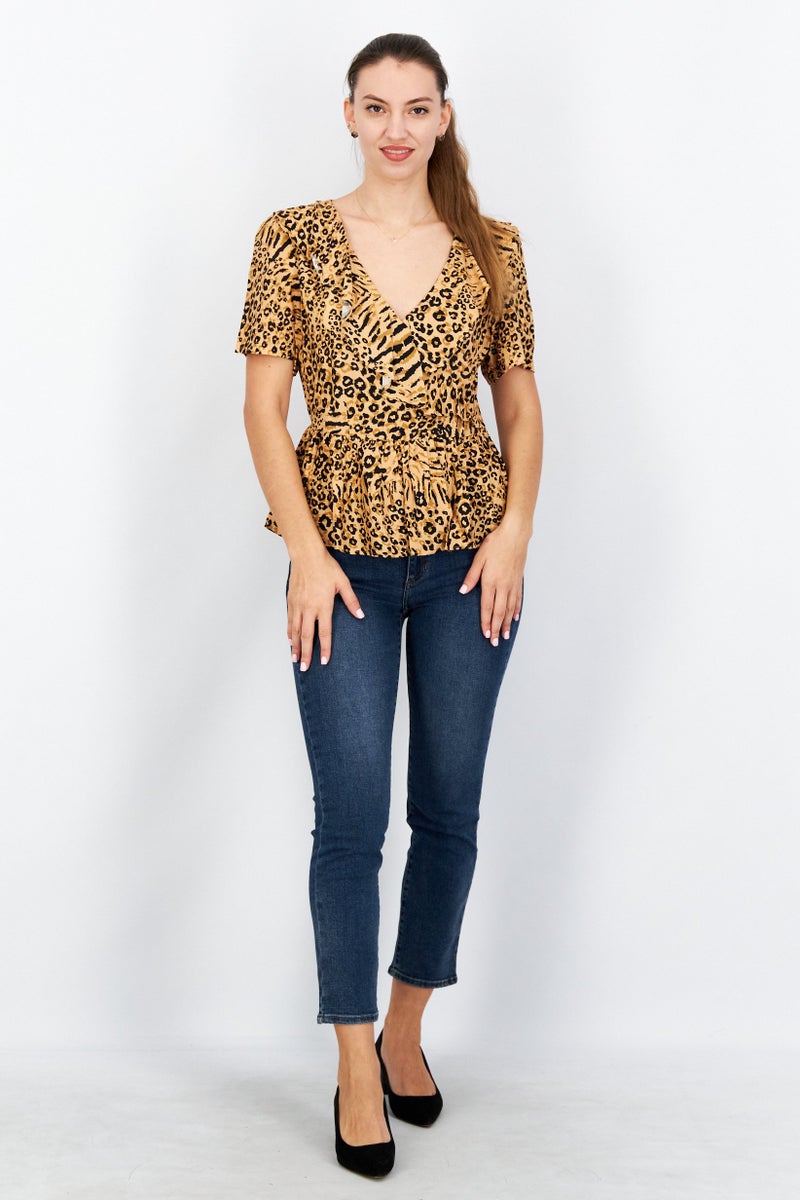NA-KD Women V-Neck Short Sleeves Animal Print Top, Black - Image 4