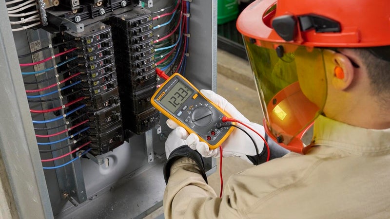 FLUKE Fluke 15B+ Digital Multimeter, for Electrical Applications, Measures AC/DC Voltage and Current Measurements up to 1000V and 10A, Along with Resistance, Continuity, Diode, and Capacitance Capabilities - Image 5