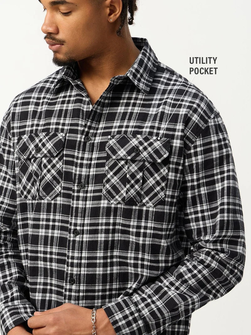The Souled Store  The Souled Store: Black Pearl Men and Boys Long Sleeve Spread Collar Plaid Cotton Relaxed Shirt  | Best Price UAE