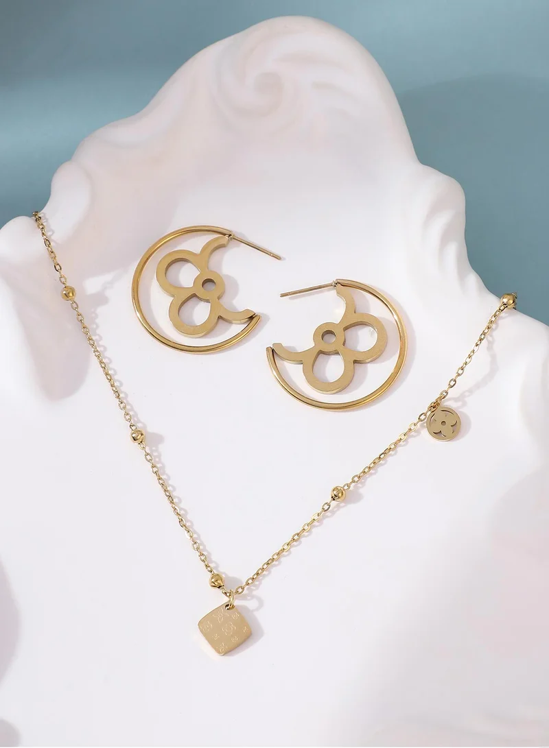 SOHI SOHI Women The Giorno-Clover Jewellery Set | California  Colour | One-Size | Metallic Alloy Material | Lobster Clasp & Push Back Closure | Chain Necklace & Hoop Earrings For Casual & Evening Wear