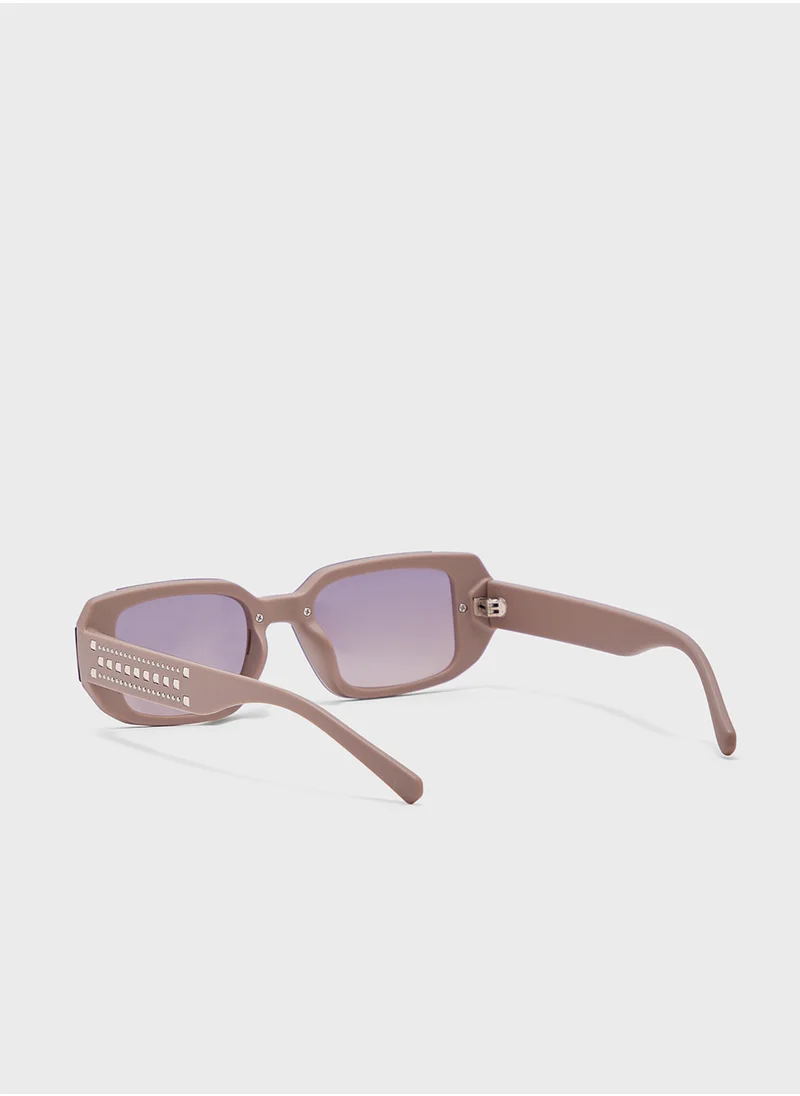 جينجر Polarized Rectangular Len Sunglasses With Stud Arm