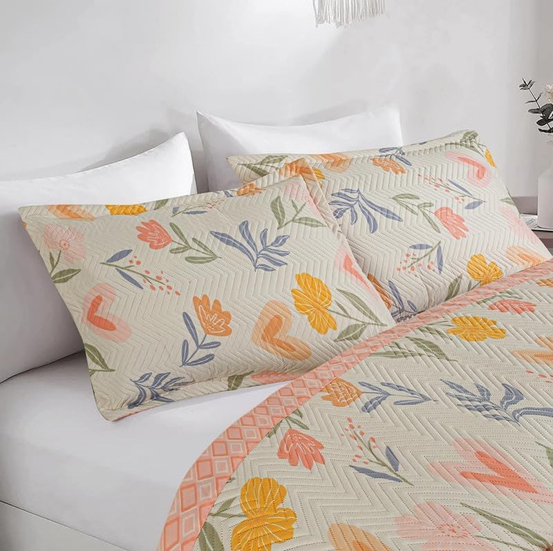 BSB HOME 100% Cotton Quilted/Ultrasonic 280 Tc Printed King Size Bed Cover/Bedsheet/Bedspread Comforter with 2 Pillow Shams/Cover, (Luxurious, 90 x100 inches, Floral White & Pink) - Image 3