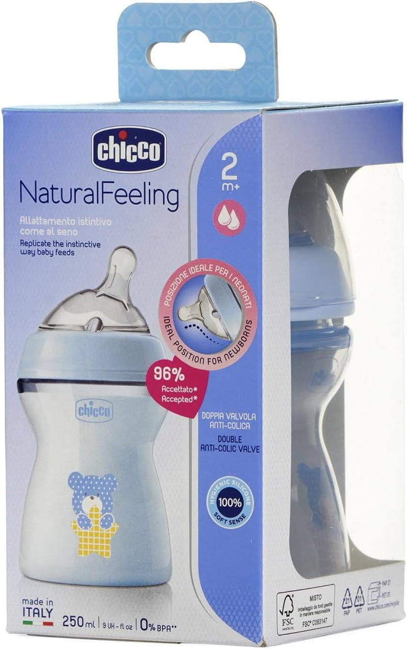 Chicco Natural Feeling Anti-Colic Bottle 250 ml with Soft Silicone Teat for Mixed Breastfeeding - Blue - Image 3