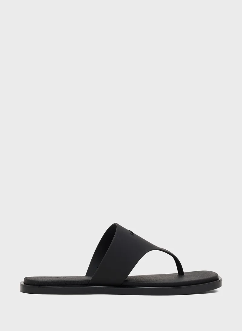 كالفن كلاين Toe Post Striped Slides