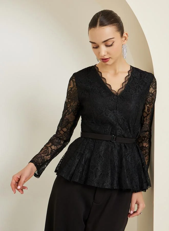 Styli Black Scallop Neckline Lace Peplum Top