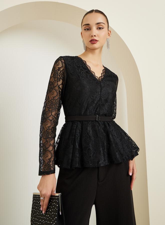 ستايلي بلوزة بيبلوم دانتيل بياقة سكالوب - Image 1