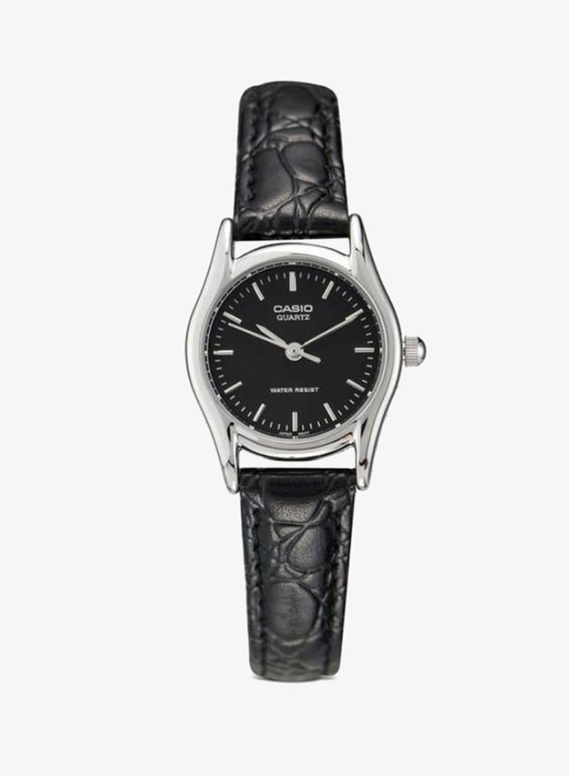 Women's Leather Analog Watch LTP-1094E-1ARDF - 23 mm