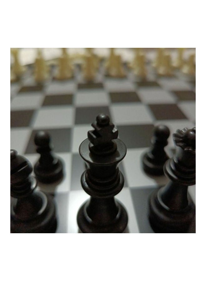 Magnetic Folding Chess Set - Image 4