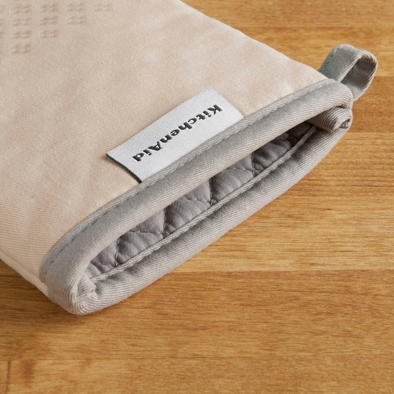 KitchenAid Asteroid Oven Mitt Set  7""x12.5""  Milkshake Tan  2 Piece - Image 2