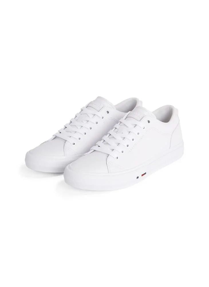 تومي هيلفيغر Lace Up Low Top Leather Sneakers