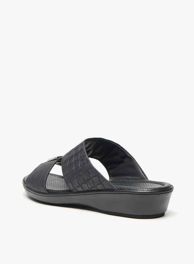 ال بي ال من شو اكسبرس Mens Textured Slip-On Arabic Sandals With Metal Accent