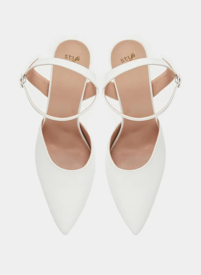 Styli Solid Ankle Strap Pointed Toe Pumps