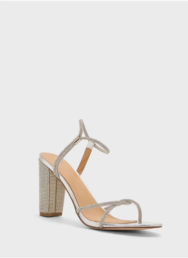 ترافل من نمشي Diamante Block Heel Sandal