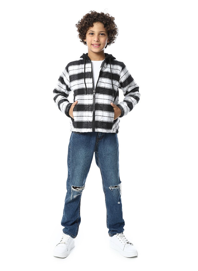 Plaid Padded Hooded Boys Jacket _ Black & White - pzsku/Z2F0F5302490C75516902Z/45/_/1735133740/055190c2-afe2-4889-b35f-a3333da932e2