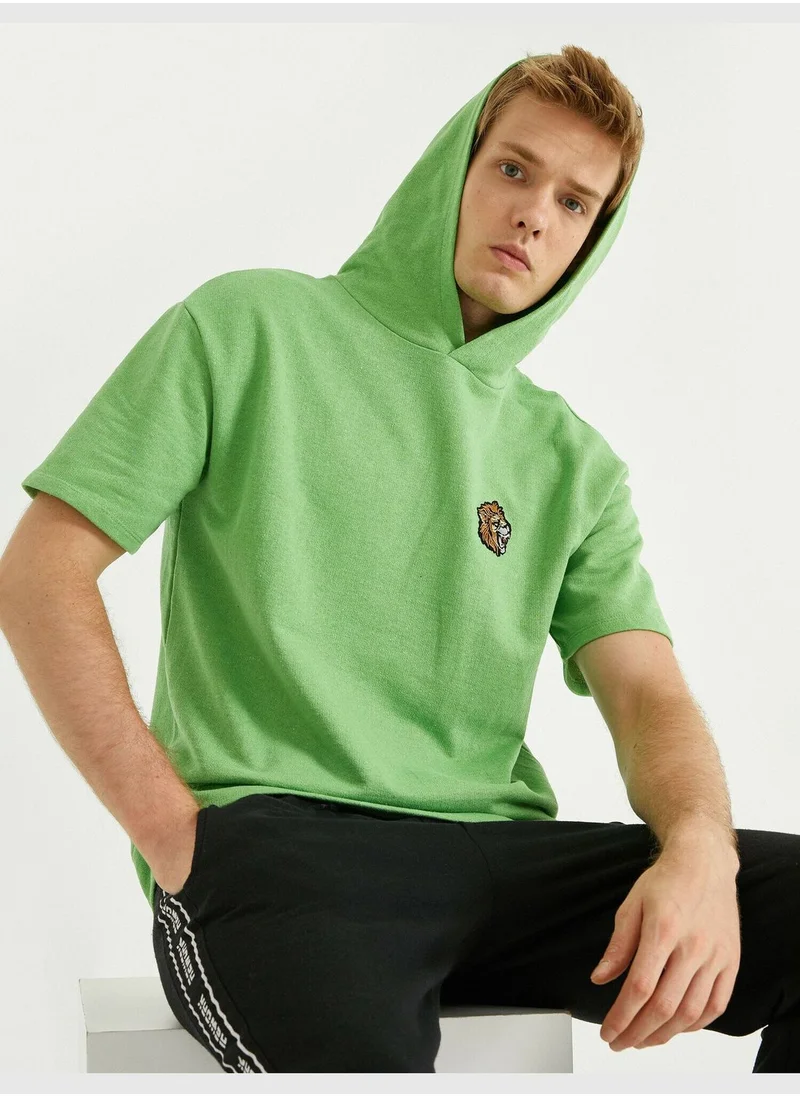 KOTON Lion Embroided Sweatshirt Hooded Short Sleeve