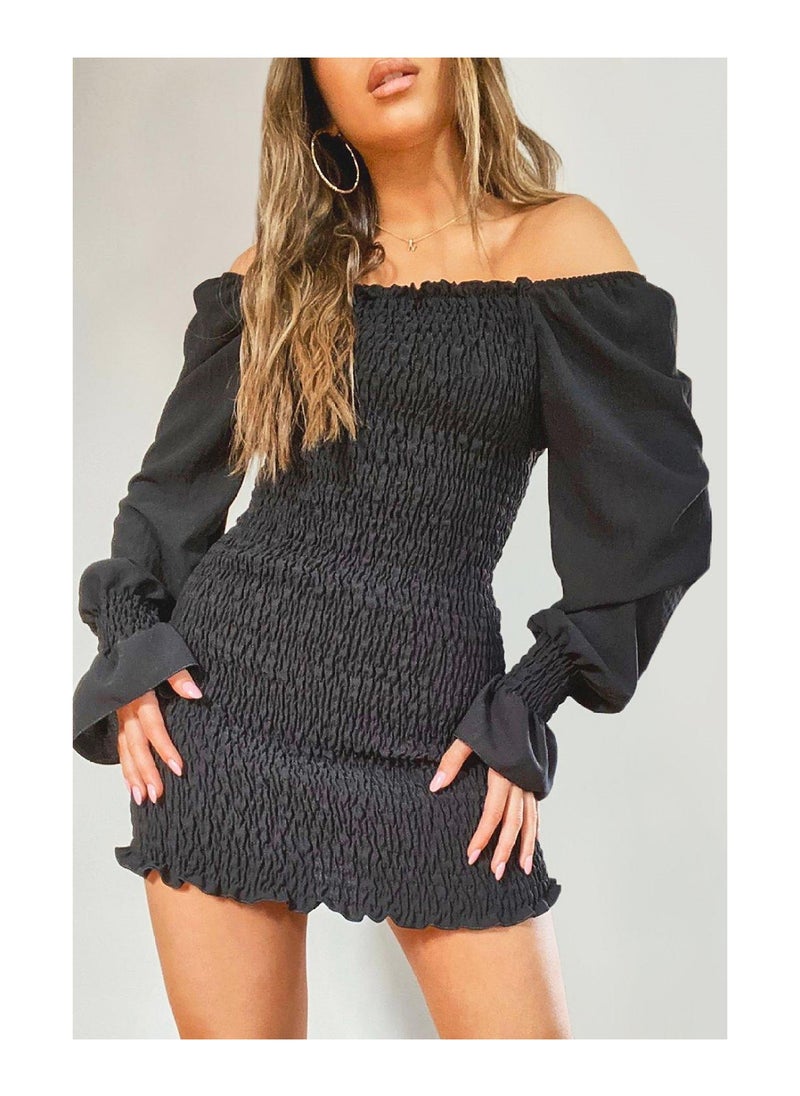 boohoo - Petite Volume Sleeve Shirred Mini Dress - Image 1