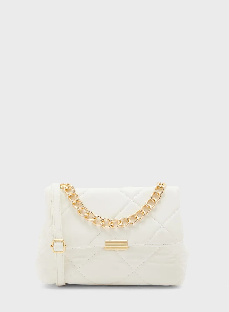 Ginger Quilted Handbagd With Chain Strap