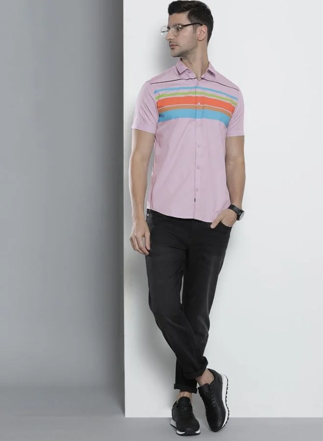 شركة المرآب الهندية Men Regular Fit Placement Print Half Sleeves Spread Collar Casual Shirt