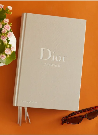 THAMES Dior Catwalk: The Complete Collections