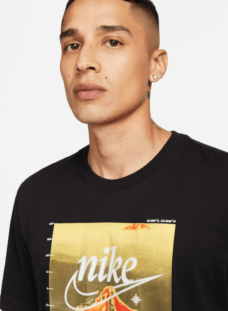 Nike Essential T-Shirt