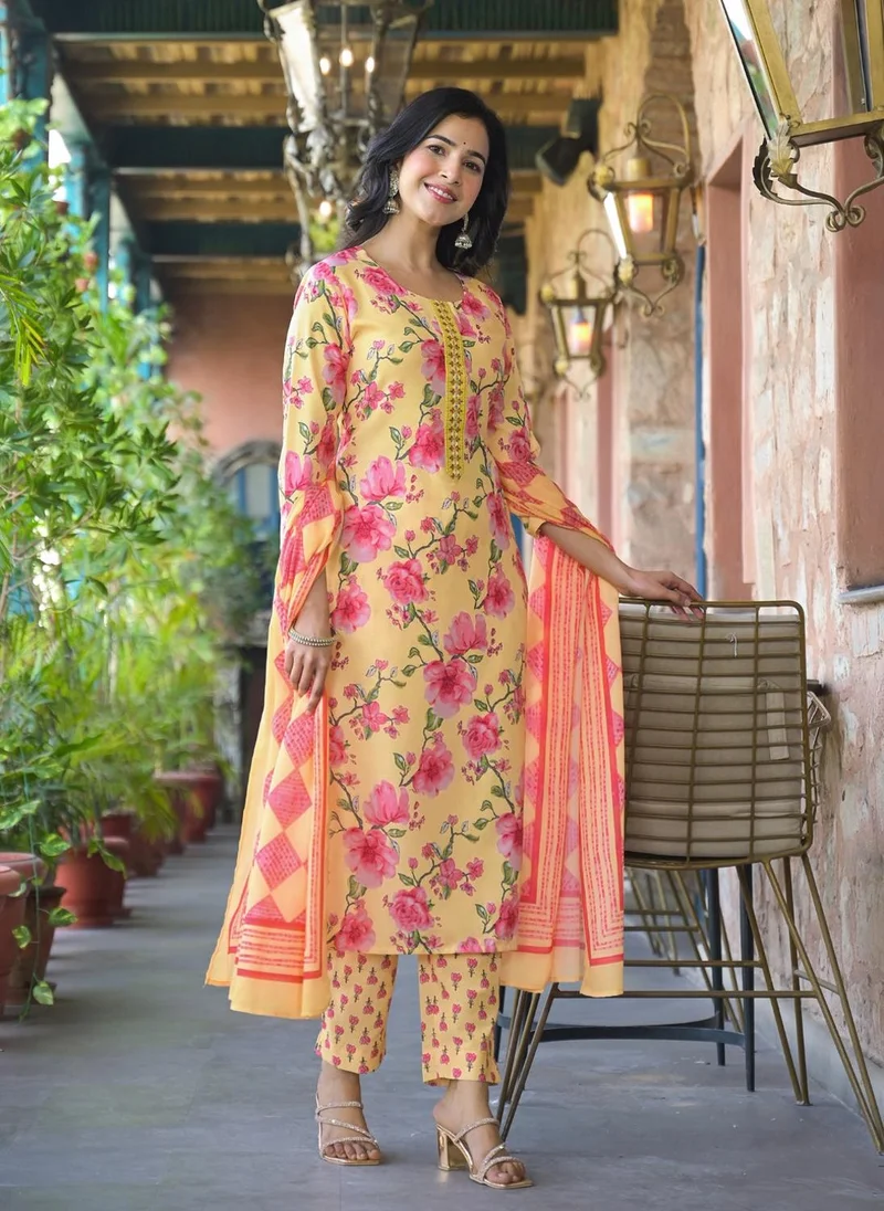 ZERESOUQ Yellow Rayon Blend Floral Printed Straight 3-Piece Kurta Set
