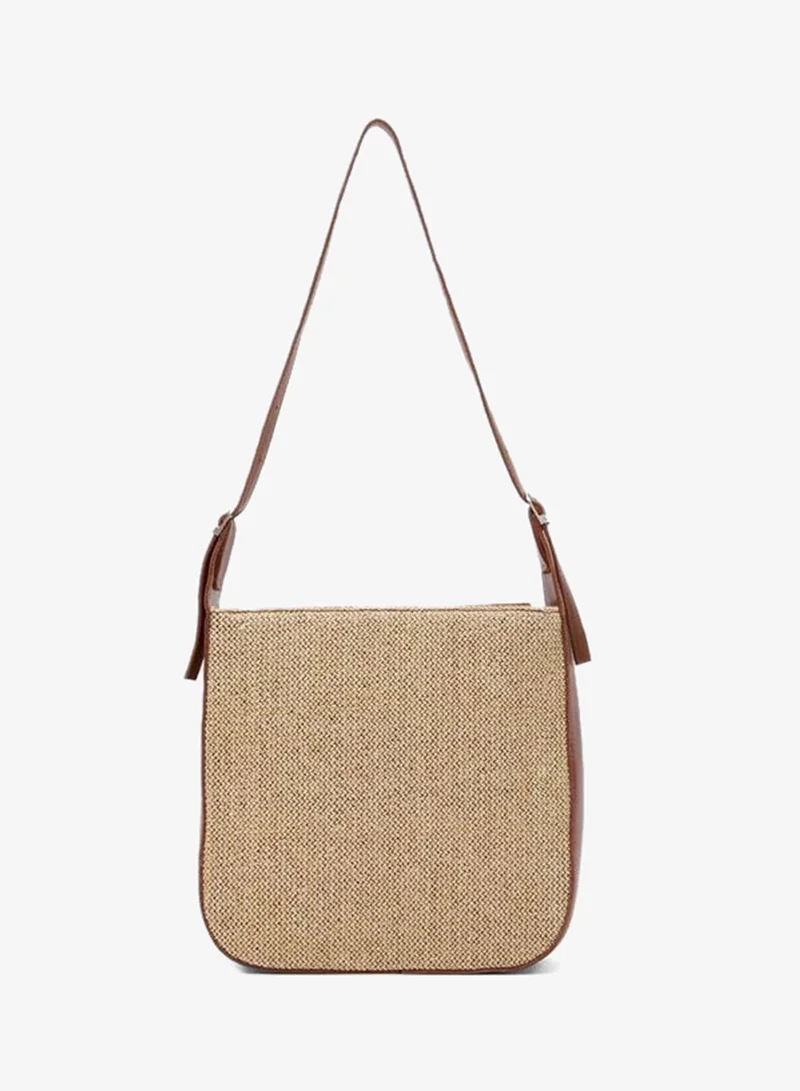 Valenza straw-patterned shoulder bag.