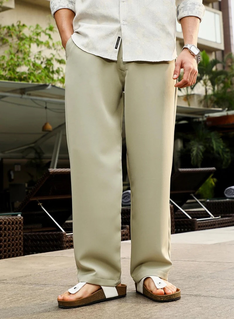 Campus Sutra Campus Sutra Men's Light Pistachio Solid Relaxed-Chino Trousers | Mid-Rise , Straight Hem , Button  Closure | Solid Plain | Polyester Blend Trousers For Formal & Office Wear