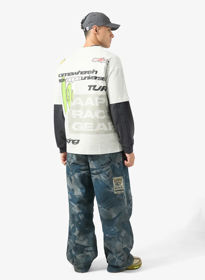 ايه ايه بي إي تيشيرت بطبعة شعار