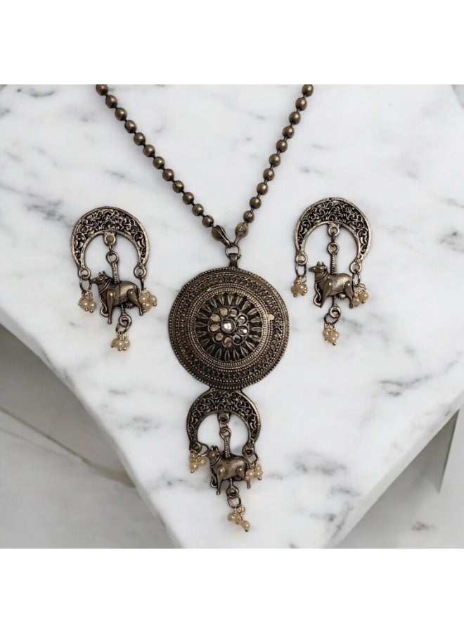 Pretty Precious Classic Oxidised Silver Plated Pendant Set for Women Girls | Traditional Boho Necklace with Matching Earrings | Lightweight Daily Wear Jewellery - Image 5