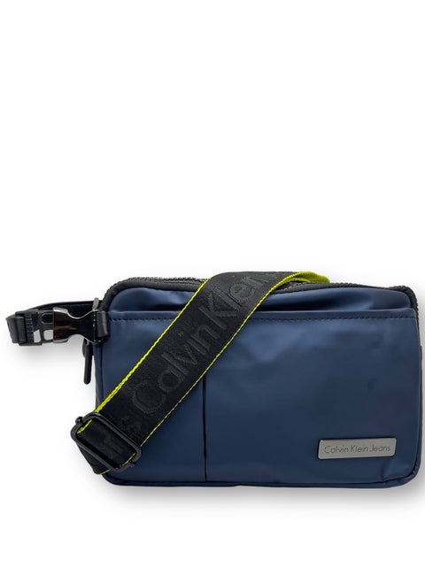 Elegant Blue Handbag with Handle: A Chic Essential for Every Occasion Elevate your style with our Elegant Blue Handbag with Handle. Crafted from high-quality materials, this handbag combines functionality with a vibrant blue hue that complements any outfit. The sturdy top handle ensures easy carrying, while the secure zip closure keeps your belongings safe. With ample interior space and additional pockets, it's perfect for organizing your essentials, whether you're at work, running errands, or enjoying a night out. This versatile handbag is the ultimate accessory for those who appreciate both style and practicality. Make a bold statement and upgrade your collection today!