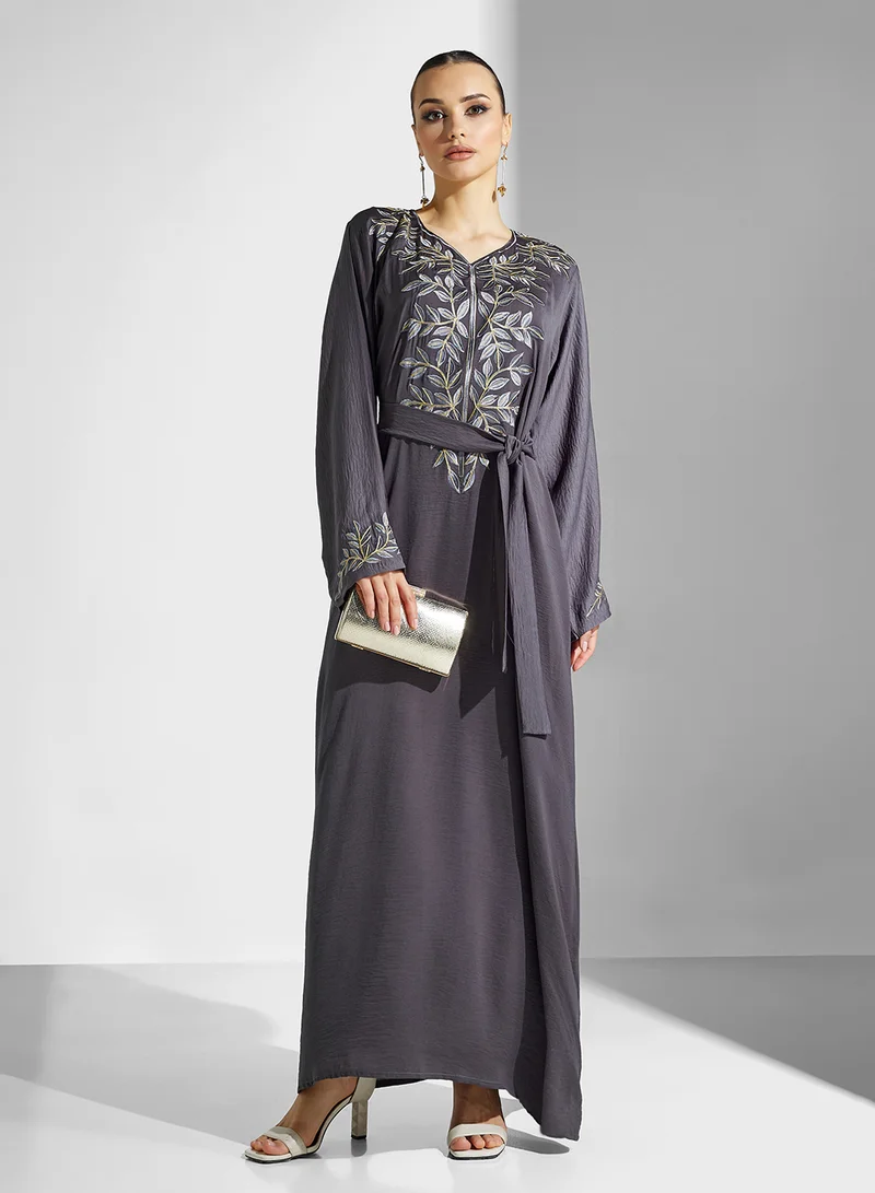 هيا كلوزيت Embroidered Jalabiya with Belt