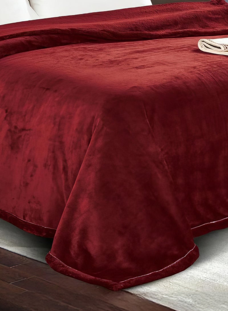 Ming Li Warm Blanket King Size 220X240 cm in an attractive color that provides you with extra warmth during cold winter nights - Image 4