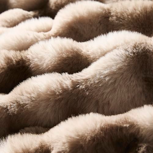 WDCOZY Luxury Bubble Throw Blanket, Faux Rabbit Fur Mink Plush Throw for Couch, Sofa and Bed, Soft Fluffy Fuzzy Furry Cozy Blanket, Thick and Warm for Women, 50x60 inches, Tie-Dye Grey, 950 GSM - Image 3