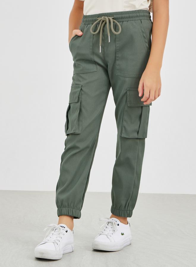 ستايلي بنطلون كارغو ستايلي سادة برباط - Image 1